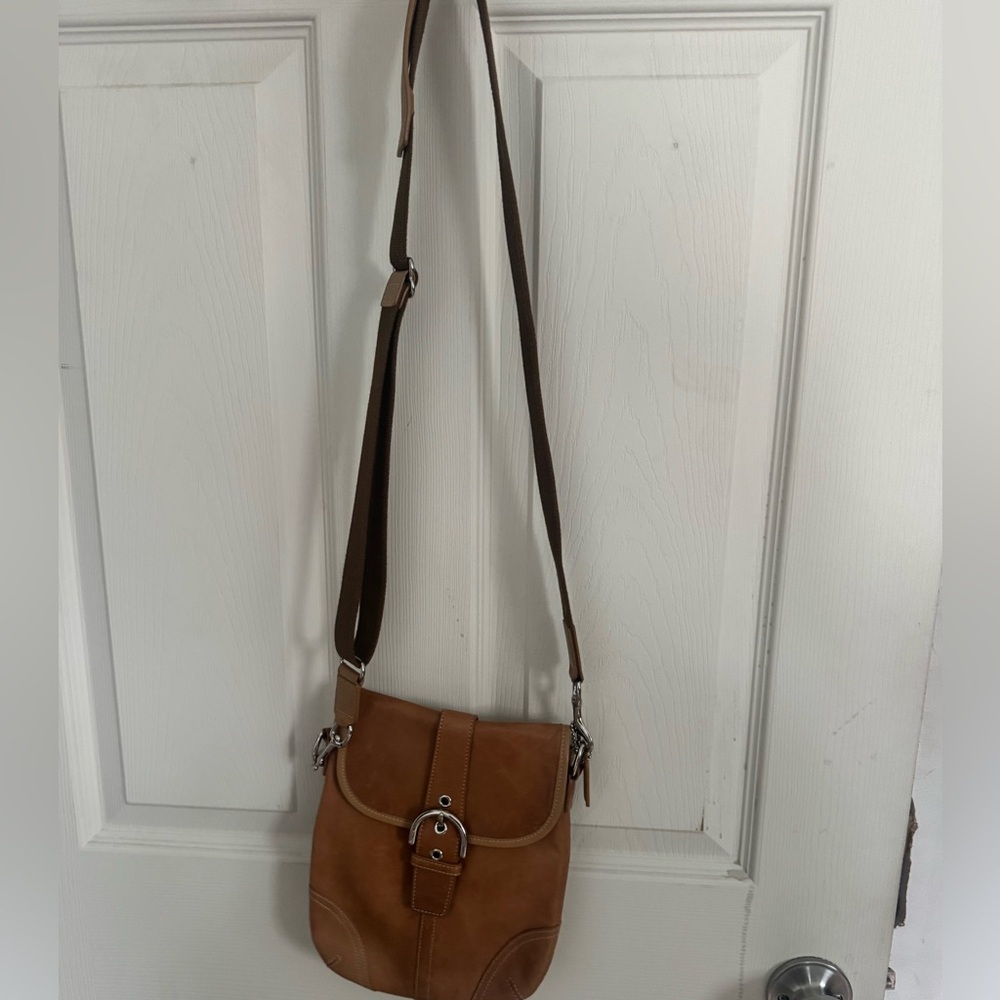 Coach Vintage Soho/Hobo Crossbody Bucket Bag. #G3S-9481